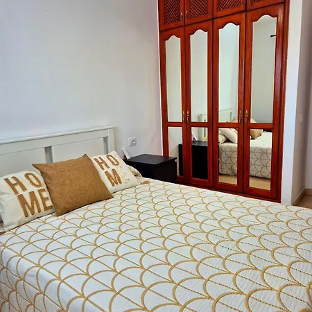 Severo Ochoa Apartments 1C Апартаменты *